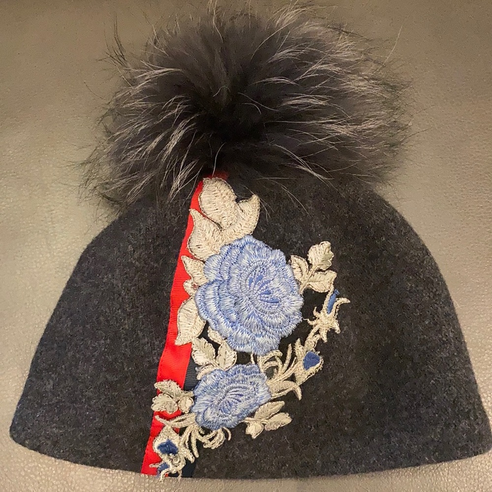 Womans Hat